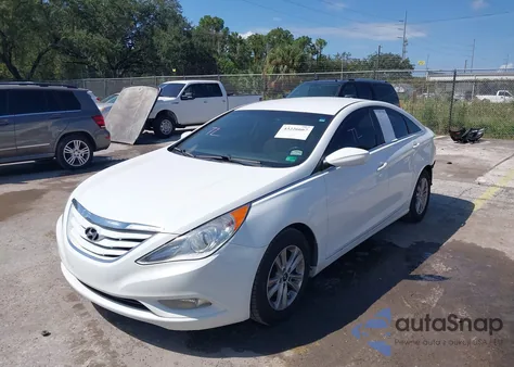 2013 Hyundai Sonata Gls z USA, uszkodzony, nr VIN 5NPEB4AC1DH615777
